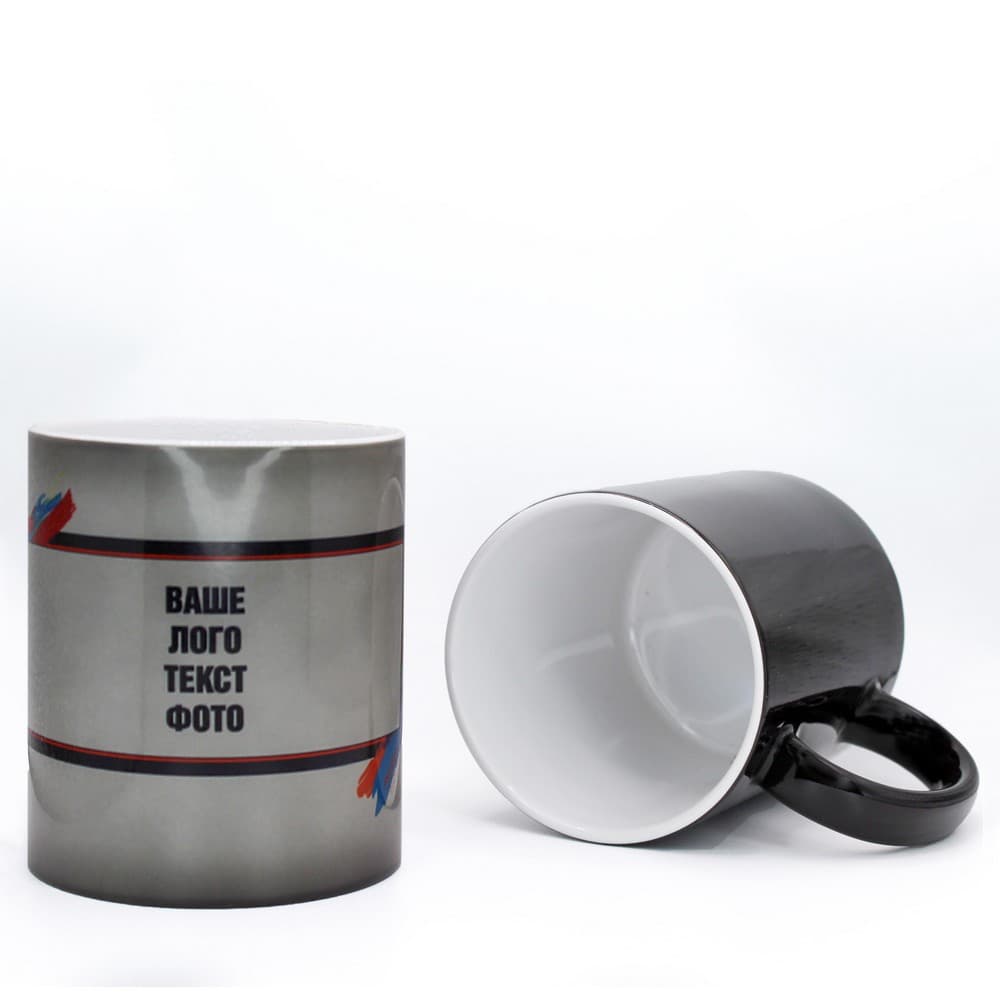 Друк на чашці хамелеон чорній