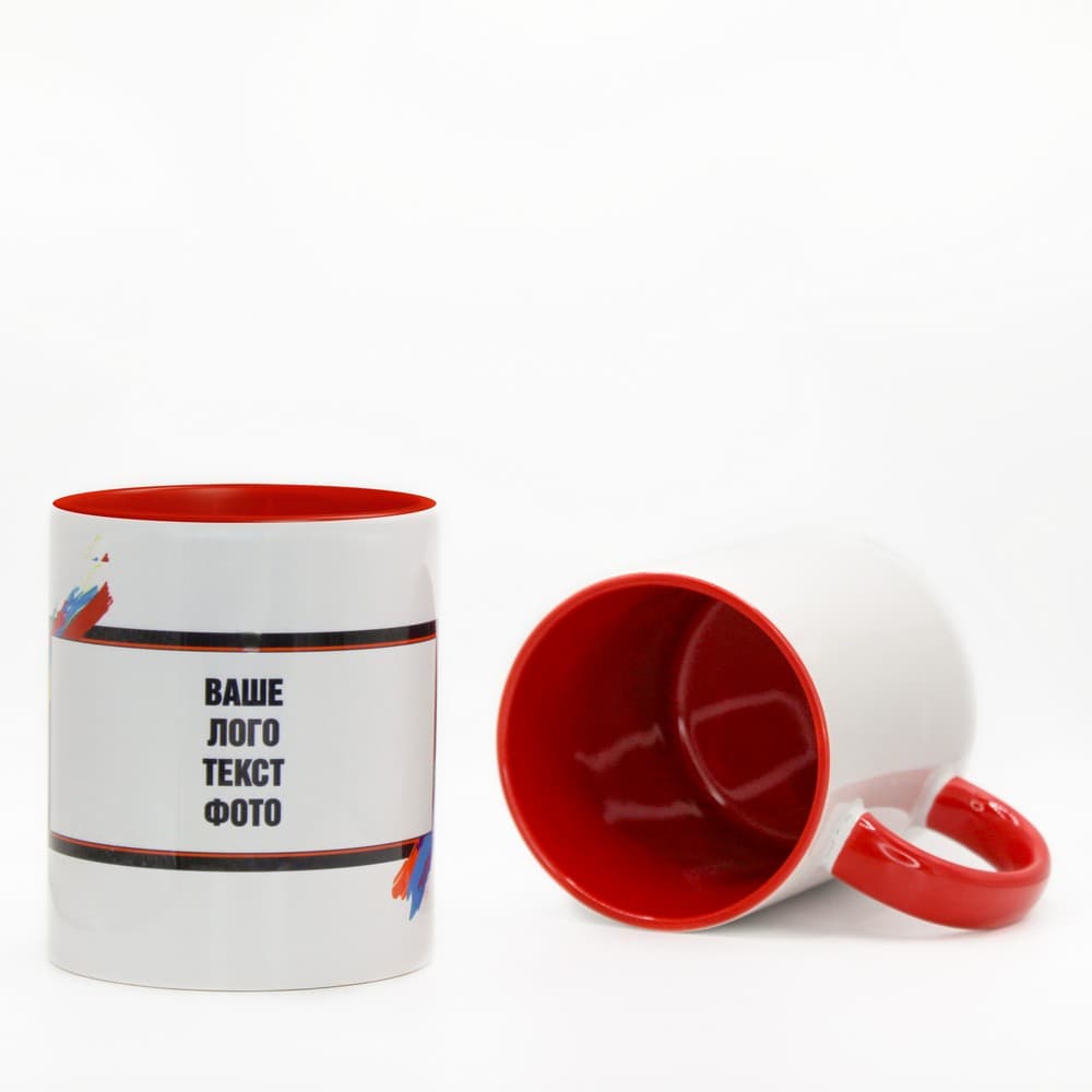 Друк на чашці з червоною ручкою